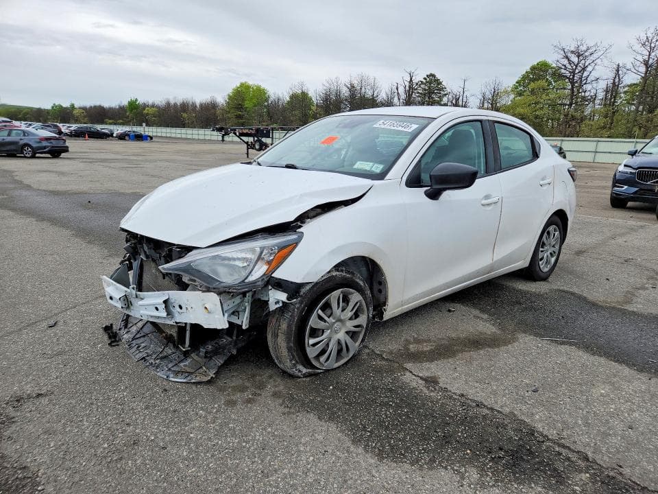 2019 TOYOTA YARIS L - 1