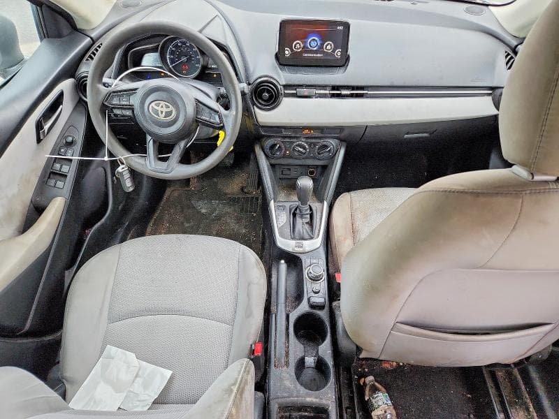 2019 TOYOTA YARIS L 8