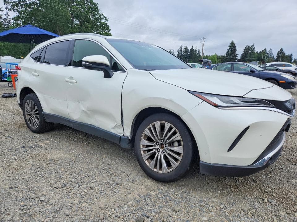 2022 TOYOTA VENZA XLE 4