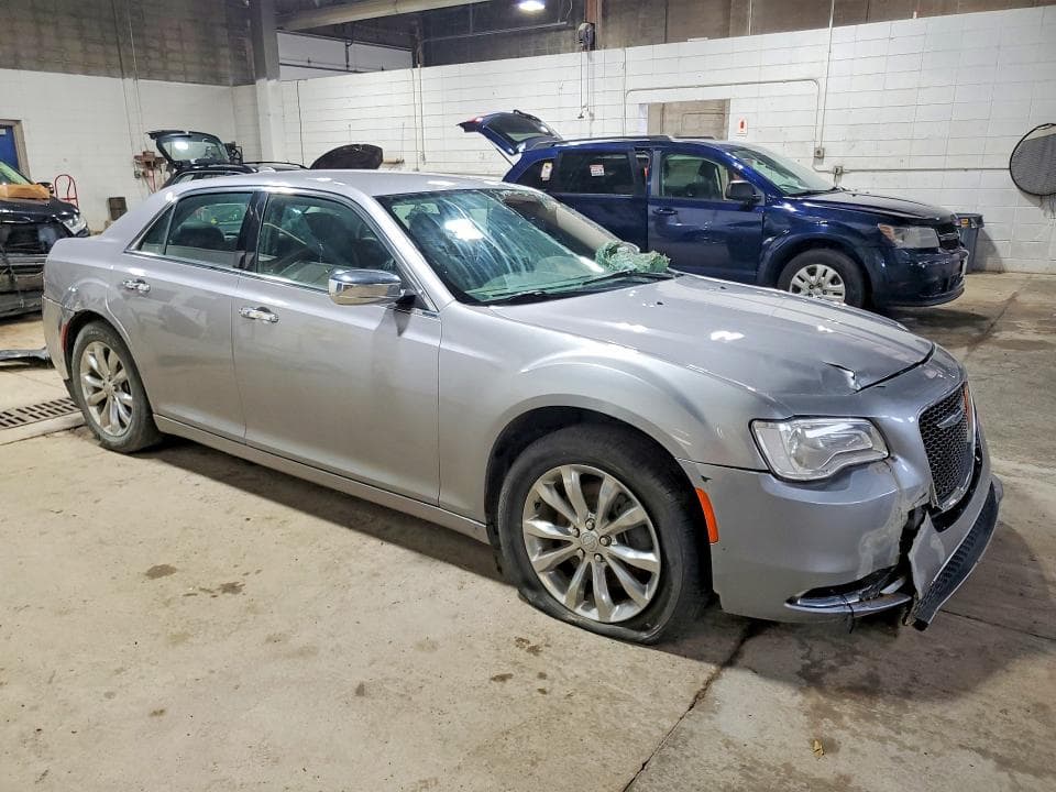 2018 CHRYSLER 300 LIMITED LIMITED 5