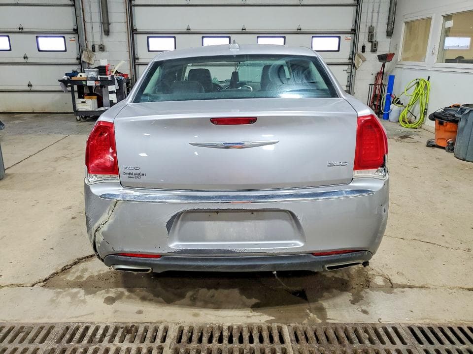 2018 CHRYSLER 300 LIMITED LIMITED 7