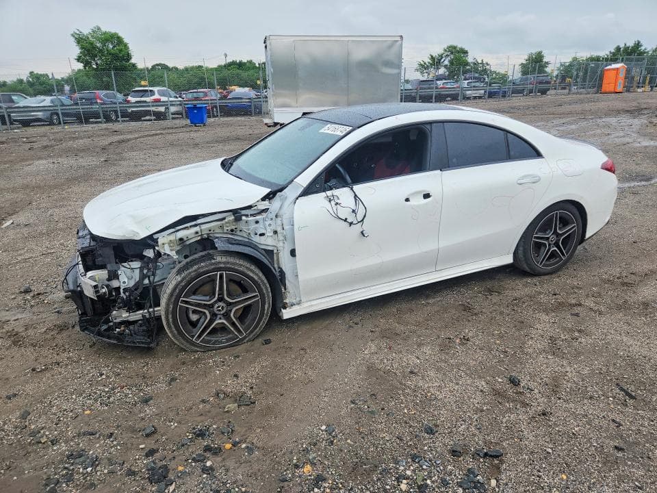 2022 MERCEDES-BENZ CLA 250 4MATIC 1