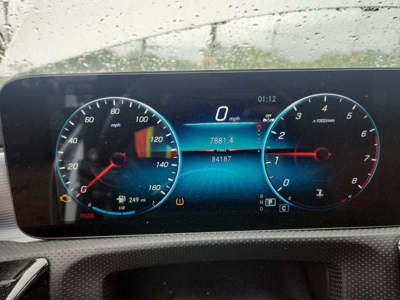 2022 MERCEDES-BENZ CLA 250 4MATIC 9
