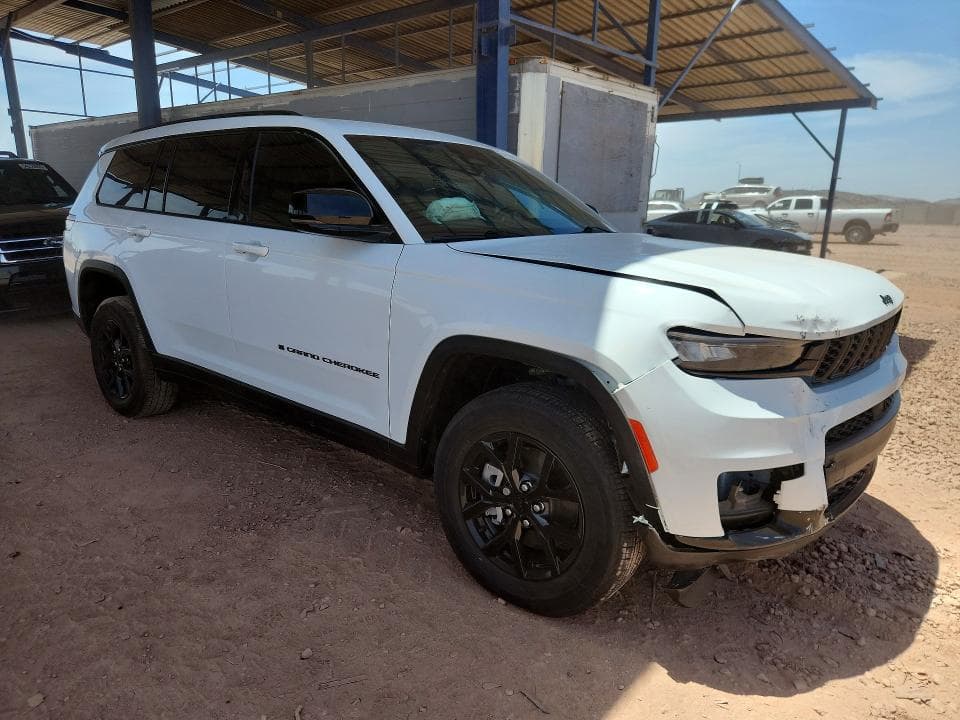 2024 JEEP GRAND CHEROKEE L LAREDO 4