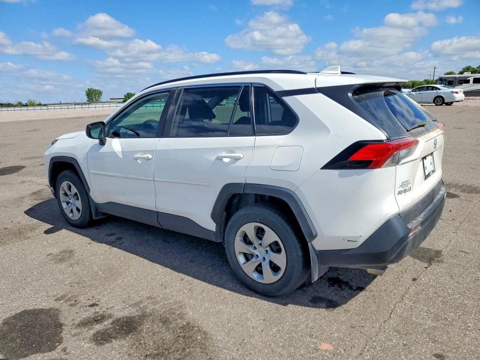2021 TOYOTA RAV4 LE 2