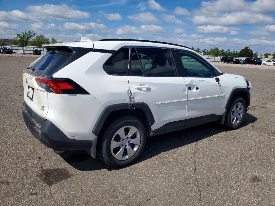 2021 TOYOTA RAV4 LE 3