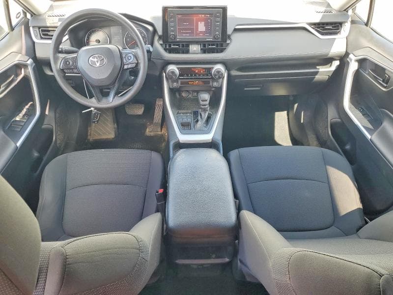 2021 TOYOTA RAV4 LE 8