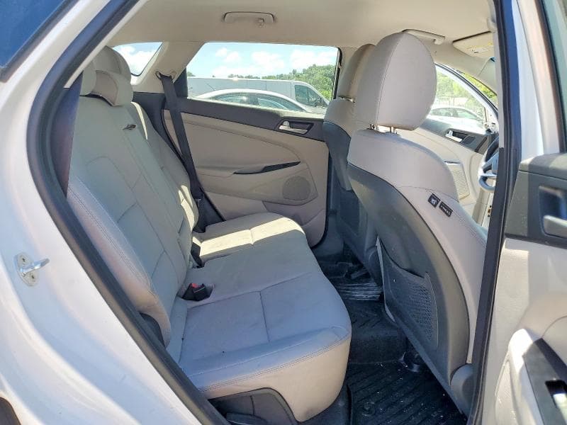 2020 HYUNDAI TUCSON VALUE VALUE 11