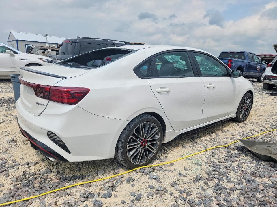 2024 KIA FORTE GT GT 3