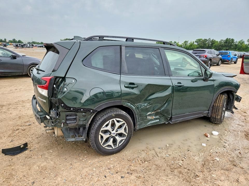 2023 SUBARU FORESTER PREMIUM 3