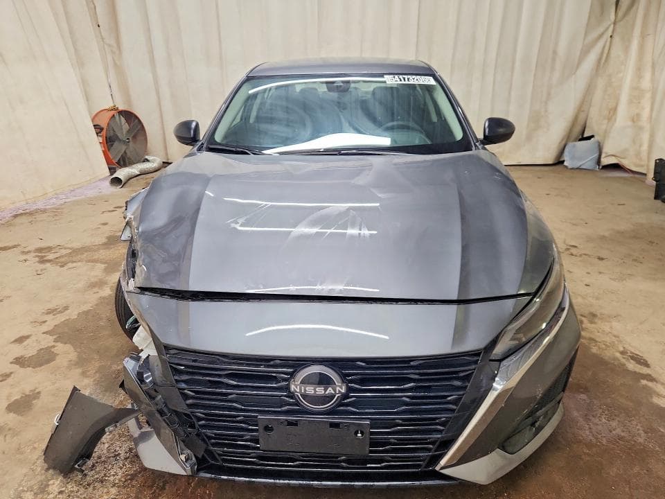 2025 NISSAN ALTIMA SV 5
