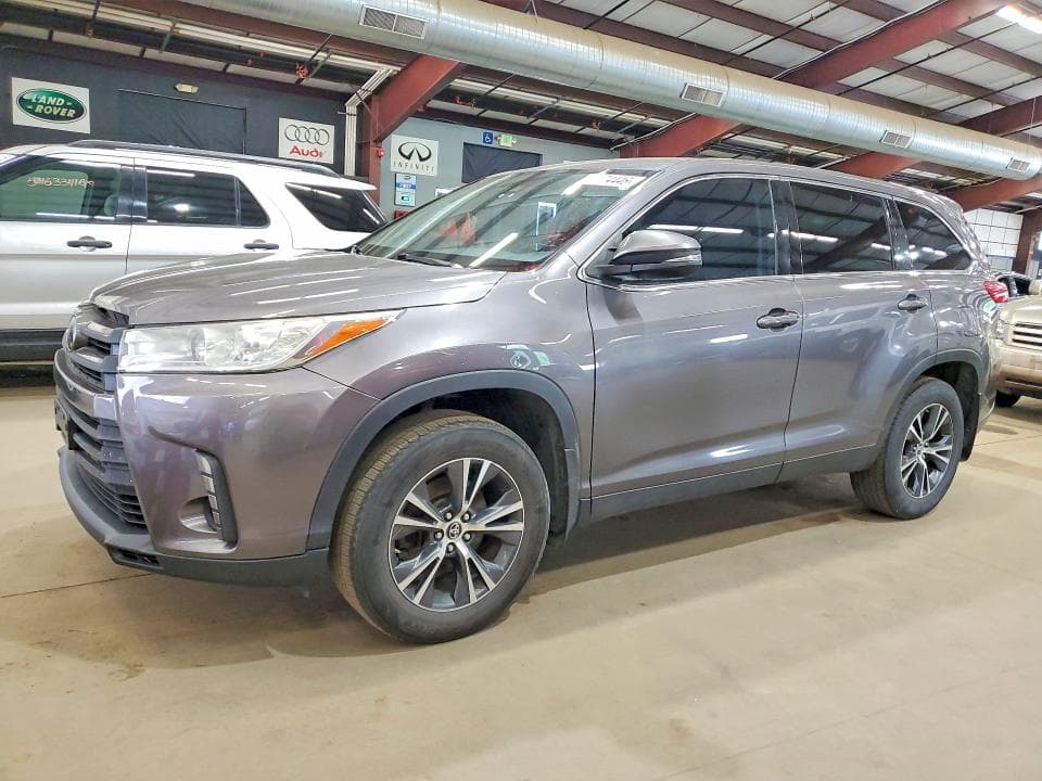 2019 TOYOTA HIGHLANDER LE LE 2
