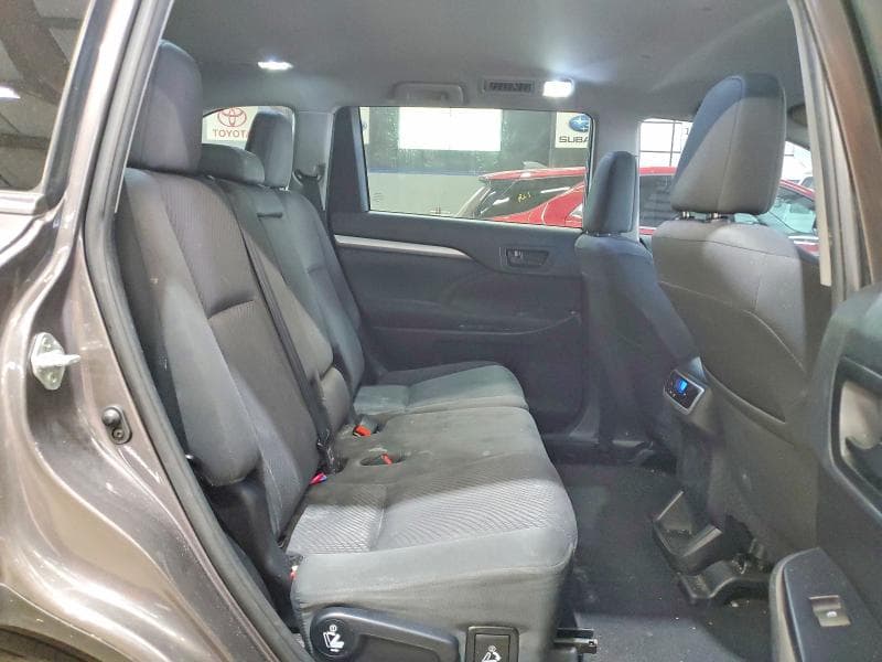 2019 TOYOTA HIGHLANDER LE LE 12