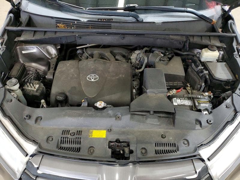 2019 TOYOTA HIGHLANDER LE LE 13