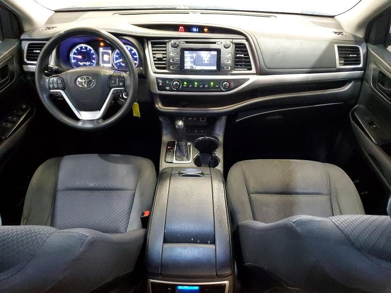 2019 TOYOTA HIGHLANDER LE LE 9