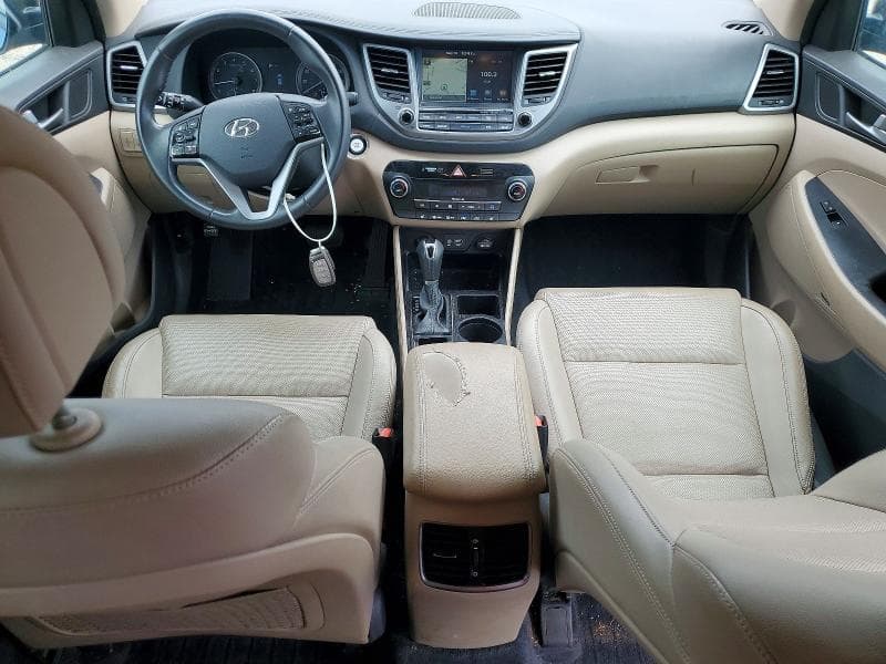 2017 HYUNDAI TUCSON SE PLUS SE PLUS 8