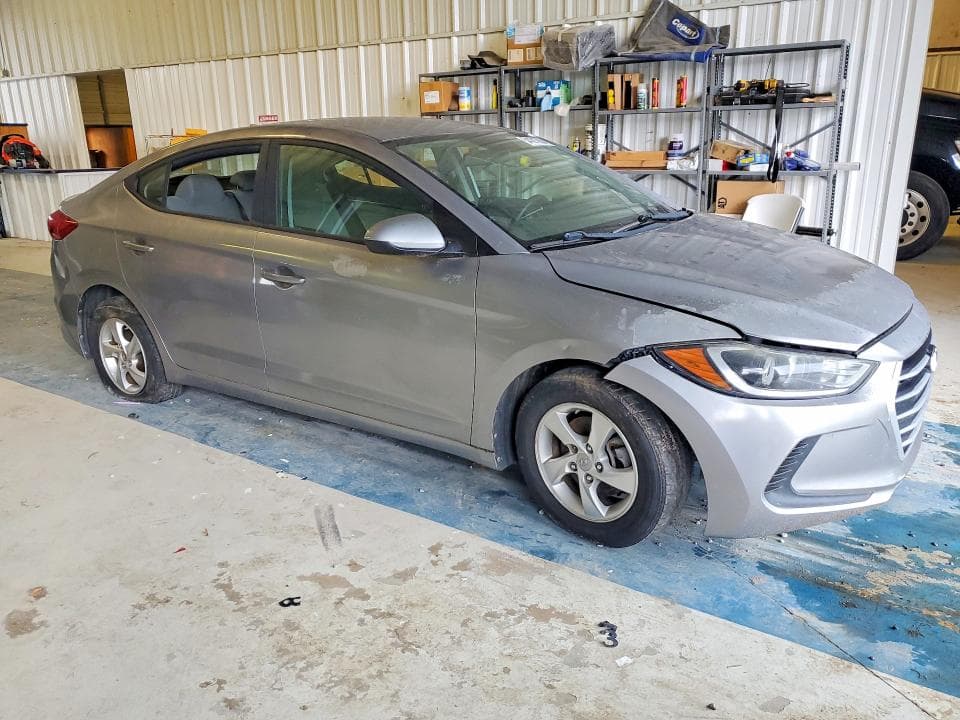 2017 HYUNDAI ELANTRA SE 4