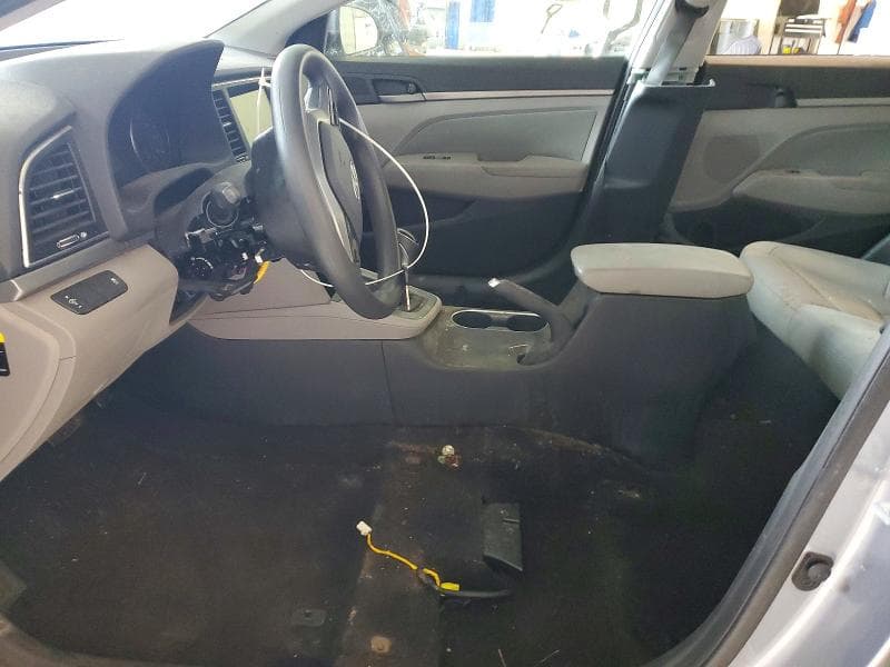 2017 HYUNDAI ELANTRA SE 7