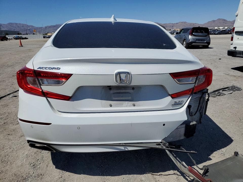 2020 HONDA ACCORD TOURING 6