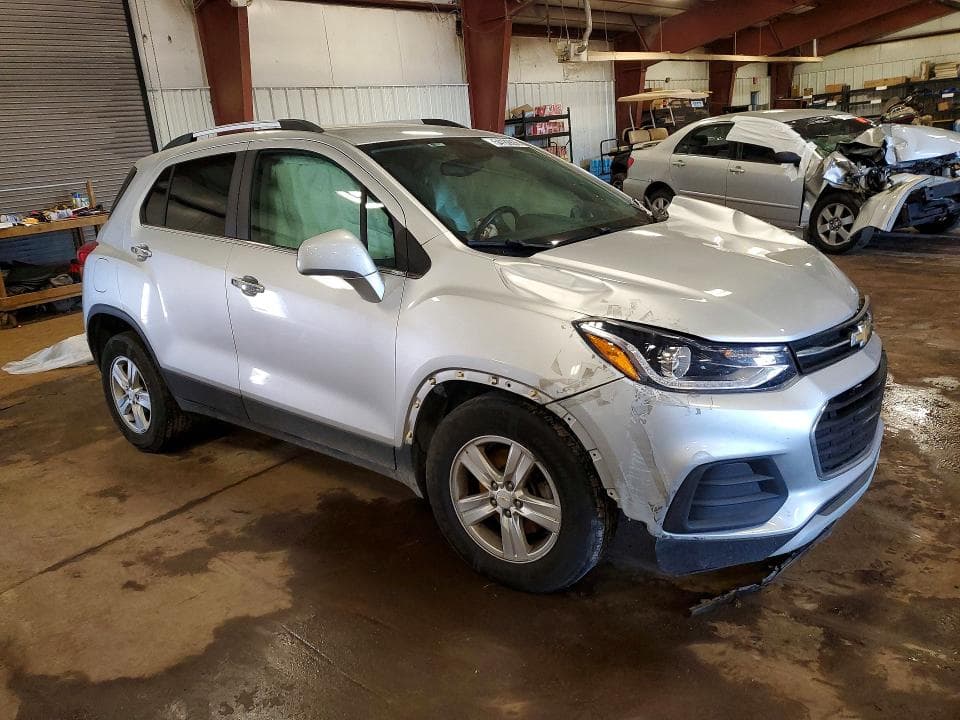 2018 CHEVROLET TRAX 1LT 4