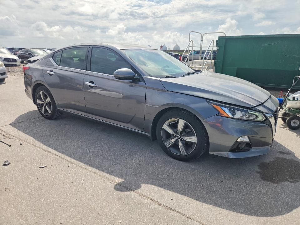 2019 NISSAN ALTIMA SL 4