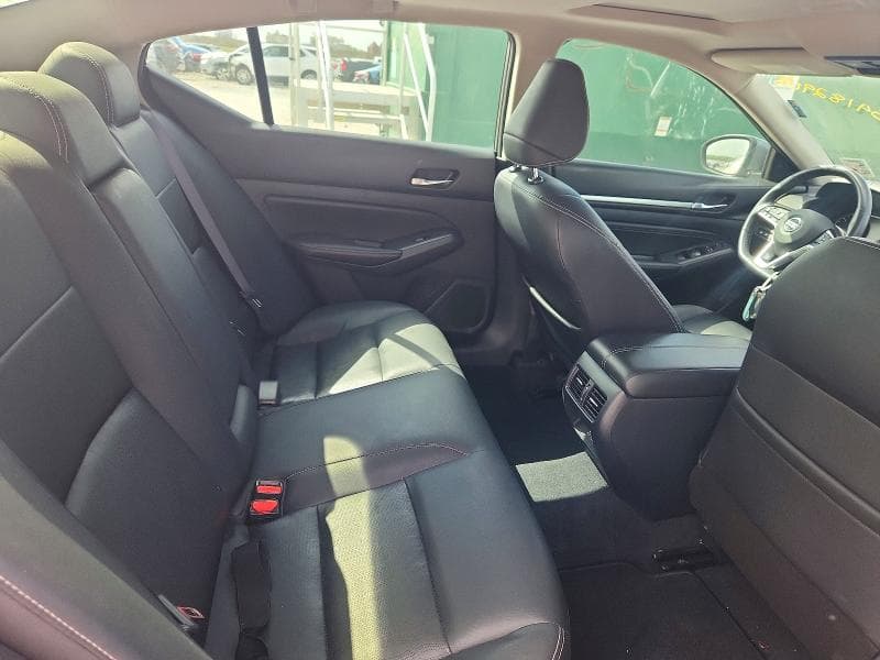 2019 NISSAN ALTIMA SL 10