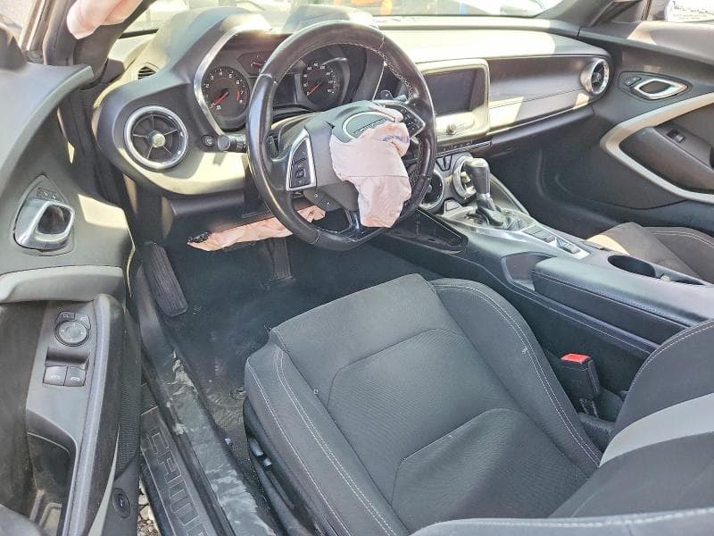 2018 CHEVROLET CAMARO LT 8
