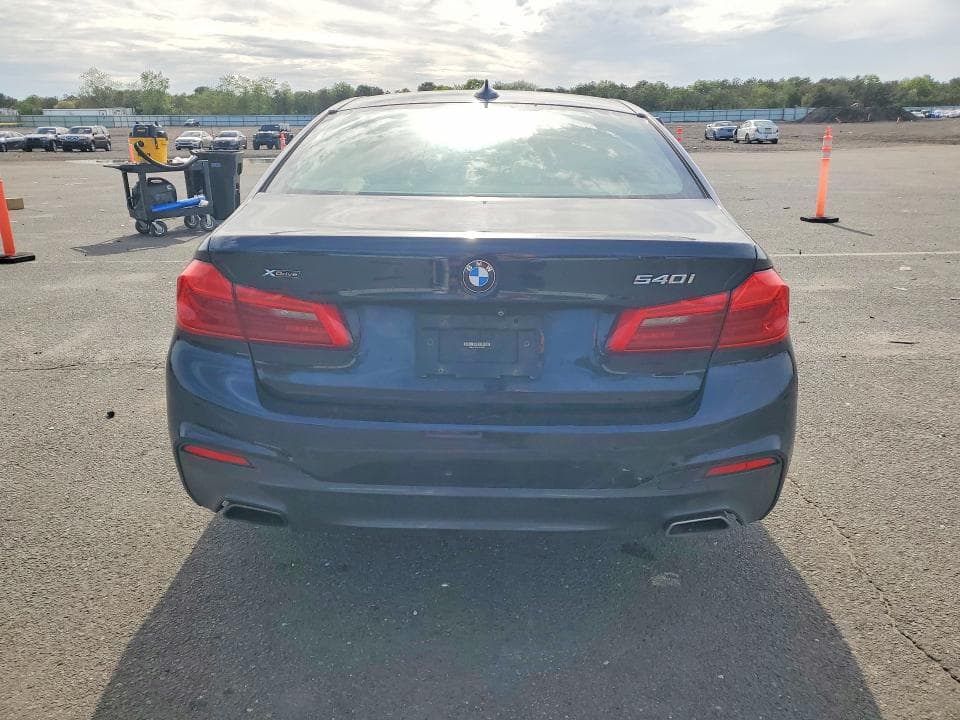 2017 BMW 540 XI 6