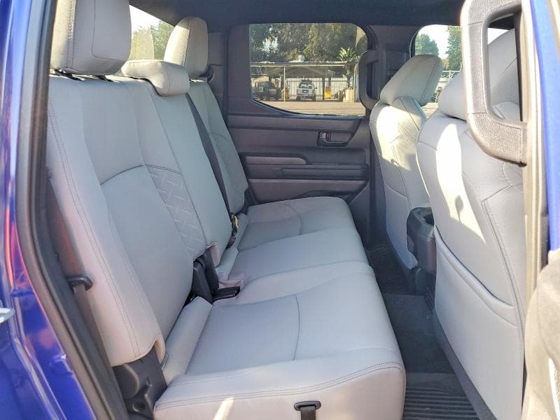 2025 TOYOTA TACOMA SR5 10