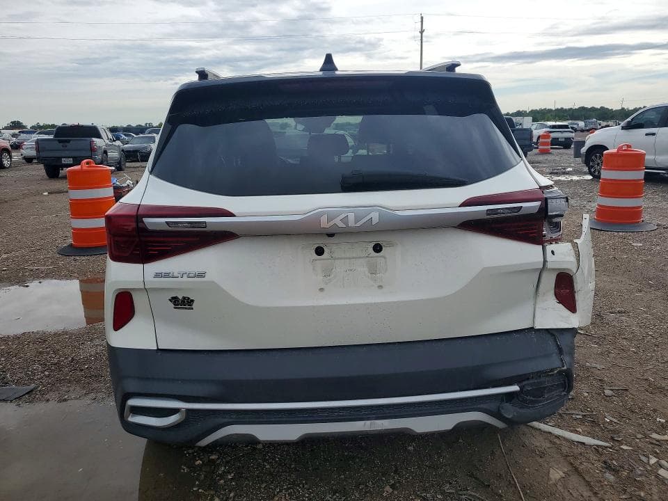 2022 KIA SELTOS S 6