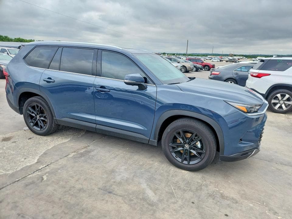 2026 TOYOTA GRAND HIGHLANDER HYBRID LIMITED LIMITED 4
