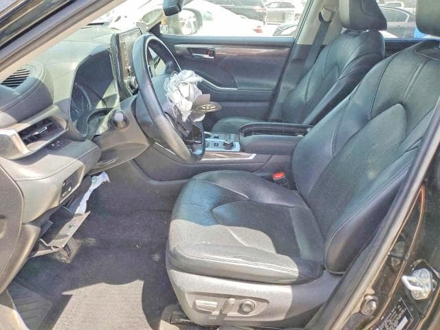 2021 TOYOTA HIGHLANDER LIMITED LIMITED 7