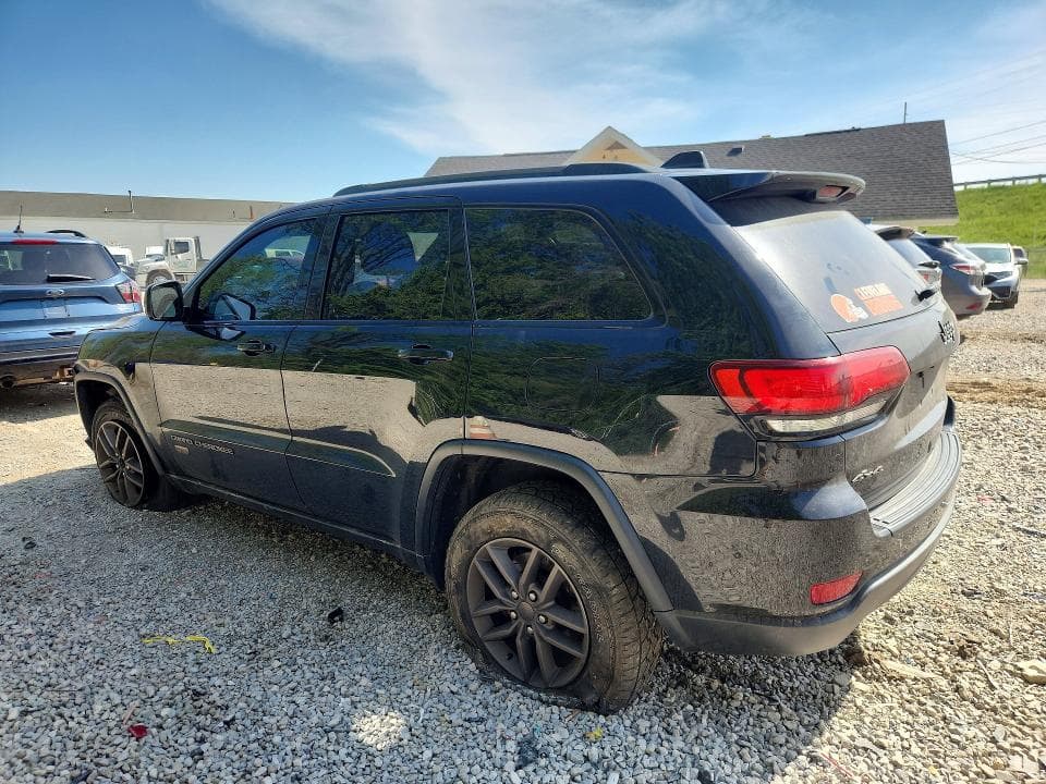 2017 JEEP GRAND CHEROKEE LAREDO 2