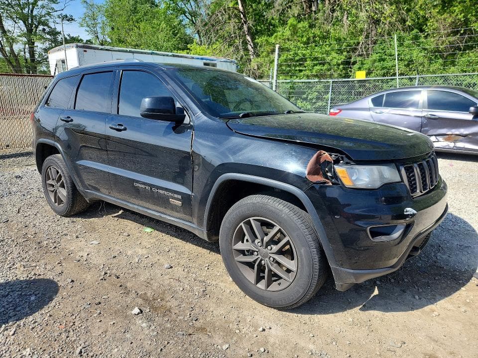 2017 JEEP GRAND CHEROKEE LAREDO 4