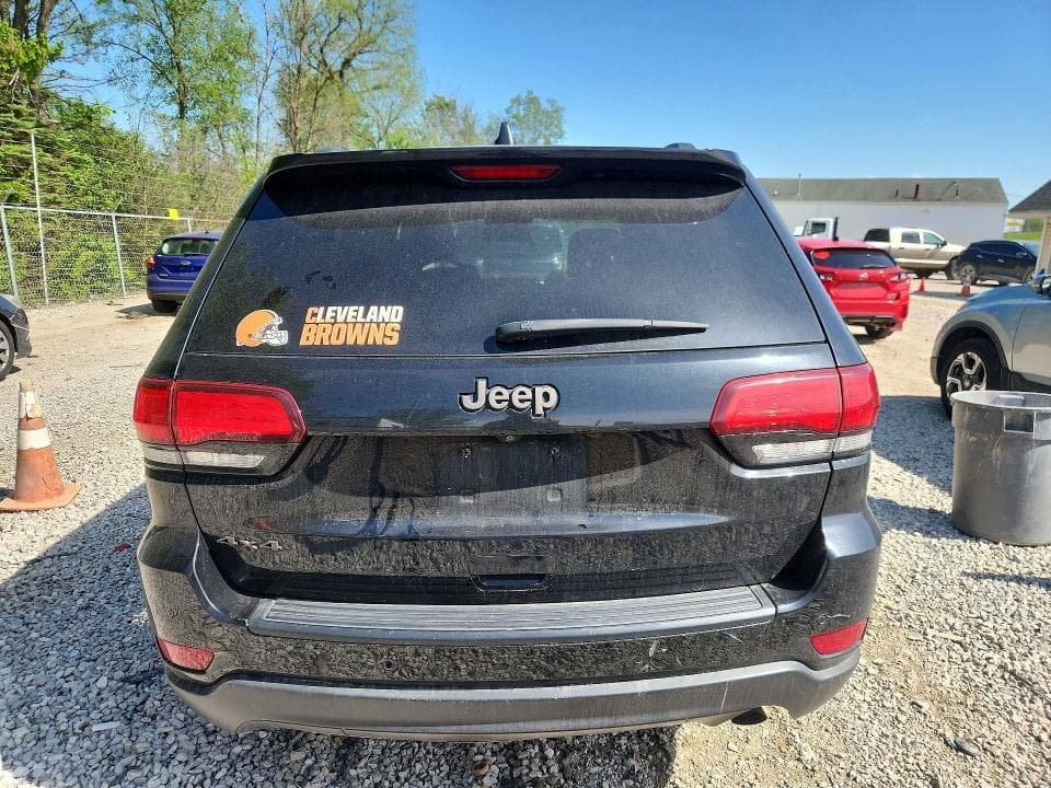 2017 JEEP GRAND CHEROKEE LAREDO 6