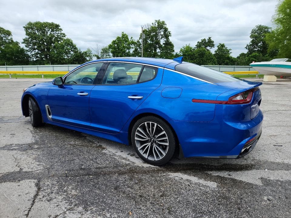 2018 KIA STINGER PREMIUM 2