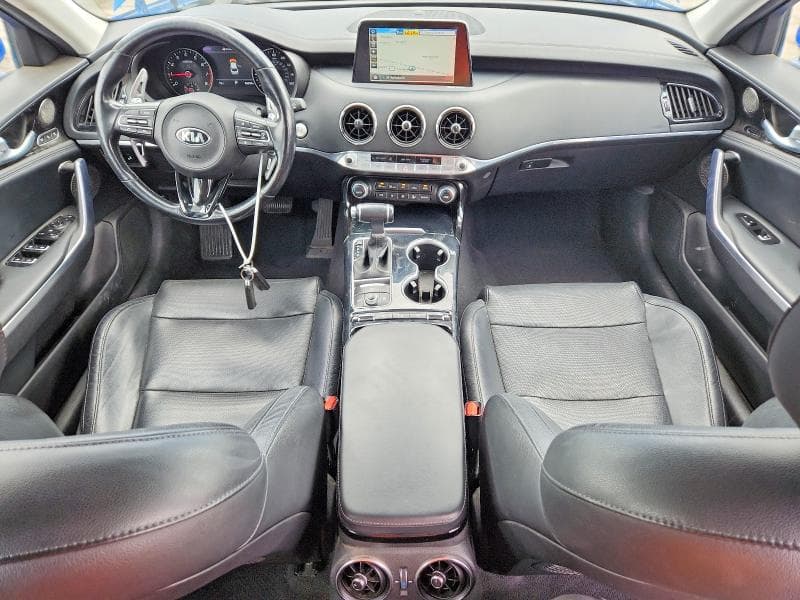 2018 KIA STINGER PREMIUM 8