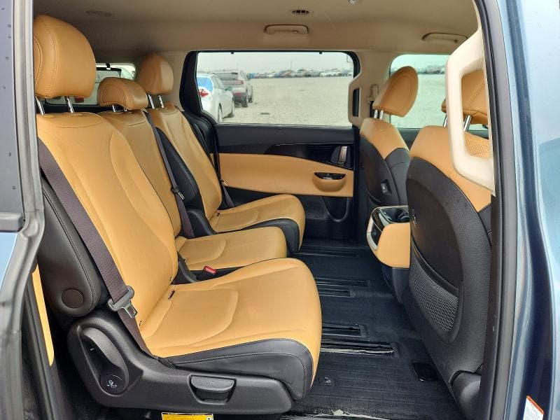 2022 KIA CARNIVAL EX EX 11