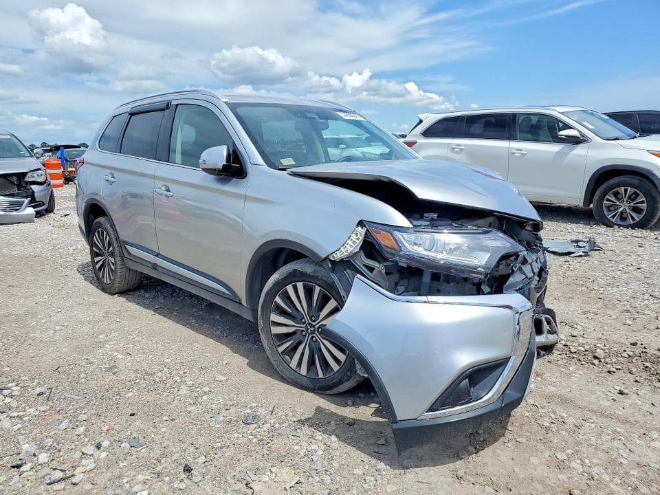 2020 MITSUBISHI OUTLANDER SE 4