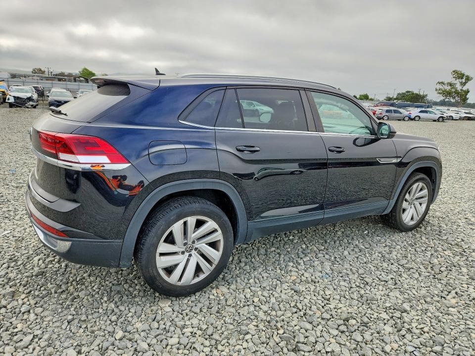 2021 VOLKSWAGEN ATLAS CROSS SPORT SE 3