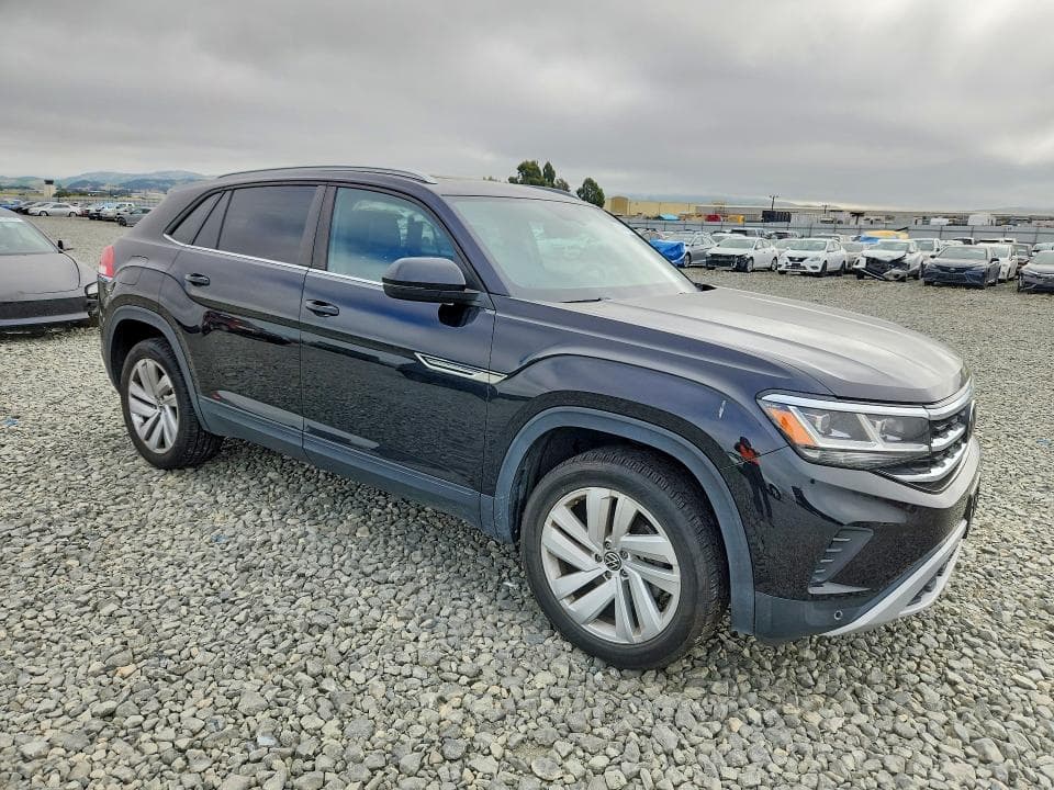 2021 VOLKSWAGEN ATLAS CROSS SPORT SE 4