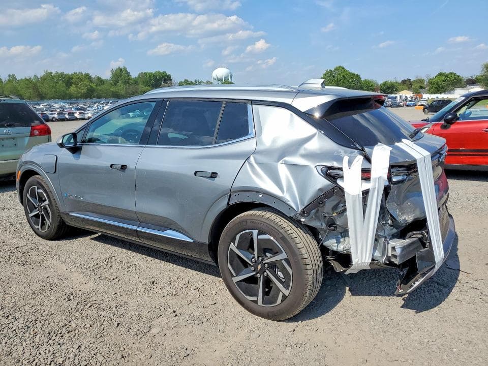 2025 CHEVROLET EQUINOX LT 2