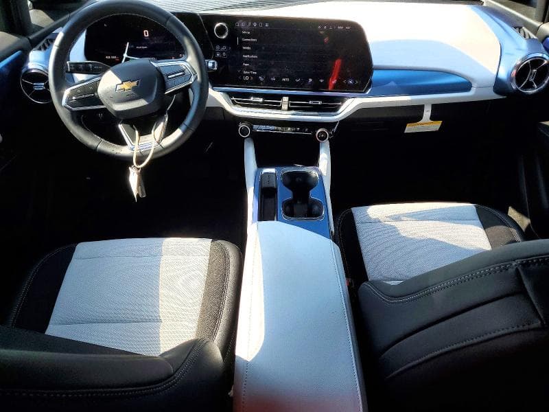 2025 CHEVROLET EQUINOX LT 8