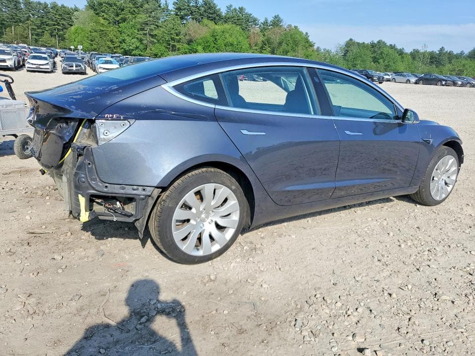 2018 TESLA MODEL 3 3