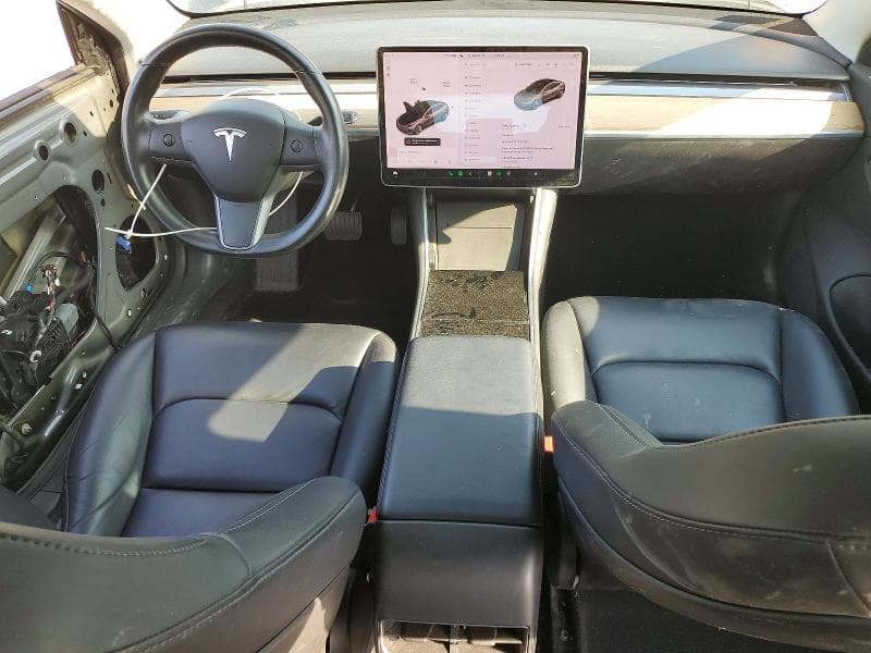 2018 TESLA MODEL 3 8