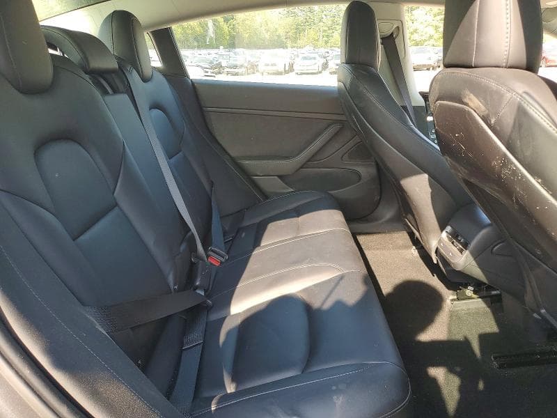 2018 TESLA MODEL 3 10
