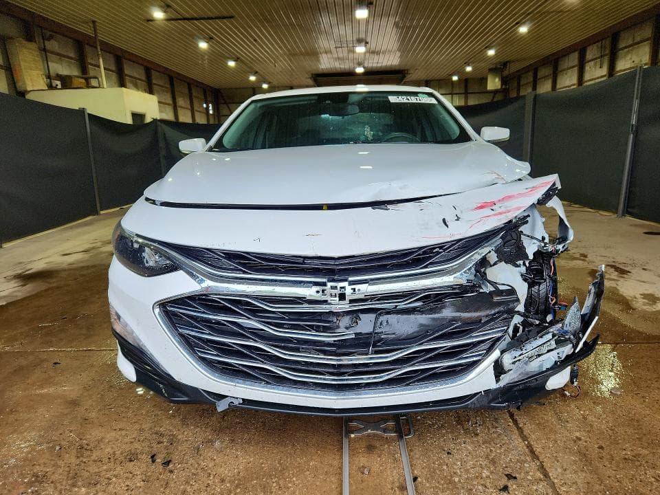 2025 CHEVROLET MALIBU LT 5