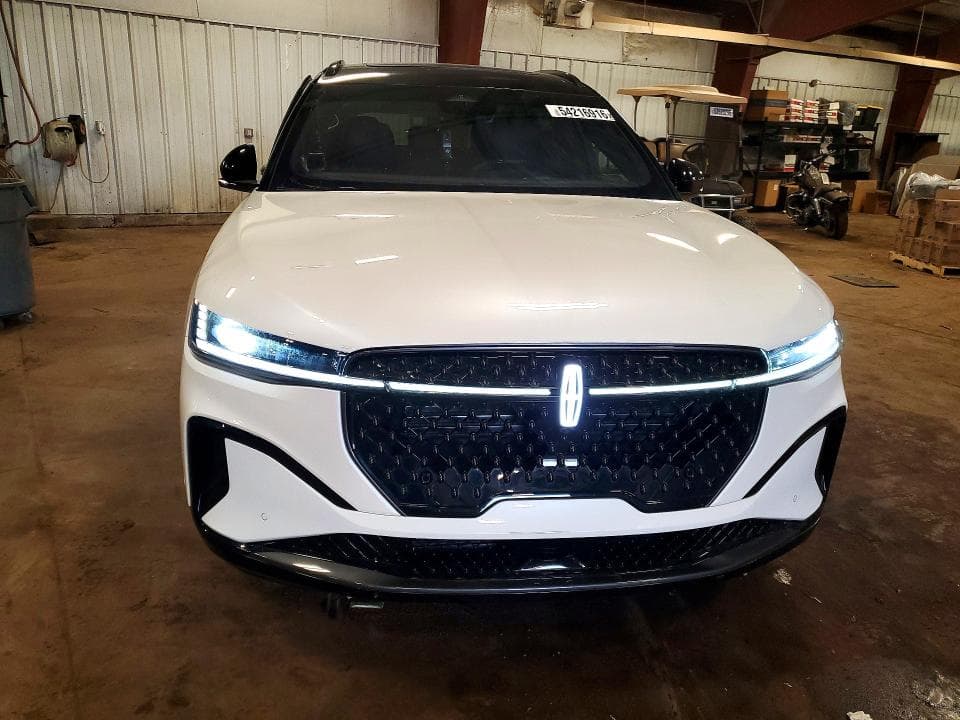 2024 LINCOLN NAUTILUS RESERVE 5