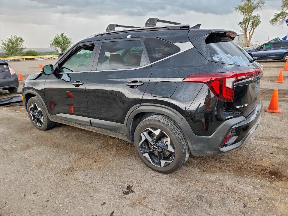 2024 KIA SELTOS EX 2