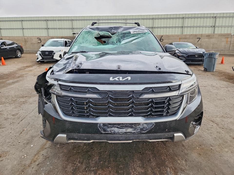 2024 KIA SELTOS EX 5